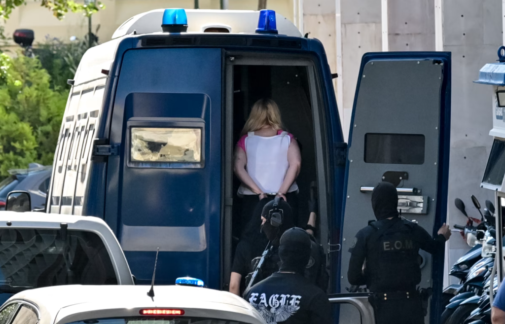 Marfin: «Άδικη προφυλάκιση, καταστρέφει μια αθώα κατηγορούμενη – Δεν υπάρχει καμία ταυτοποίηση προσώπου» λέει ο δικηγόρος της 46χρονης