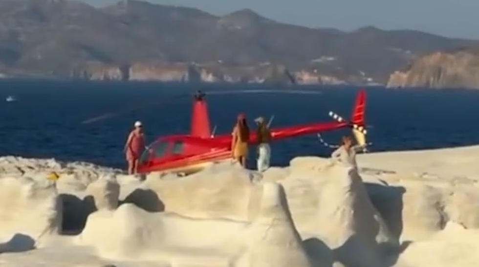 Σαρακήνικο: «Πρέπει εκείνη την ώρα να είχε 1.000 άτομα» – Νέες μαρτυρίες για την προσγείωση του ελικοπτέρου