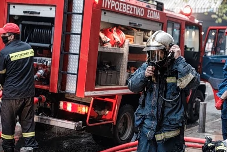 Σπάρτη: Φωτιά σε διαμέρισμα – Ένοικοι εγκλωβίστηκαν από τους καπνούς