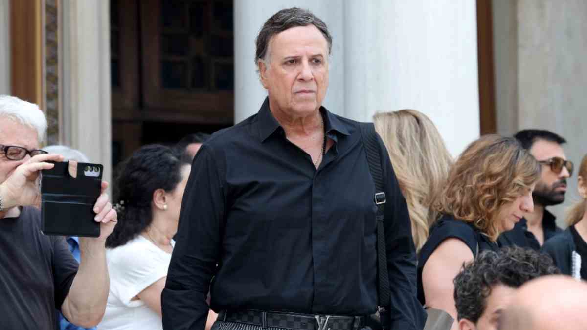 Χάρης Ρώμας: Η τραγική απώλεια που σημάδεψε τη ζωή του – «Αν το μωρό ζούσε, σήμερα θα είχε τρεις μπαμπάδες»