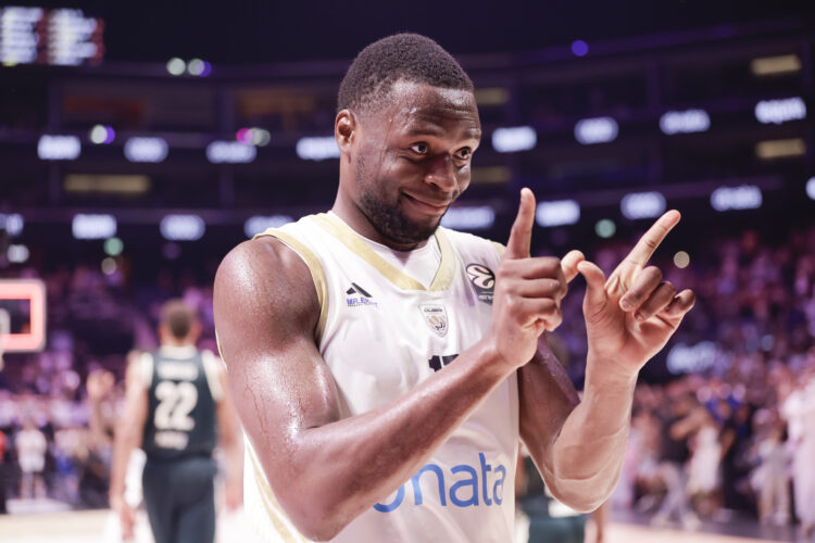 Ντουμπάι – Μπαρτσελόνα 94-87: Έκανε το «2×2» η ομάδα του Πασκουάλ