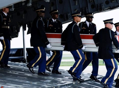Washington Post: Το Πεντάγωνο αποκρύπτει τον πραγματικό αριθμό στρατιωτών που έχουν σκοτωθεί στον πόλεμο με το Ιράν