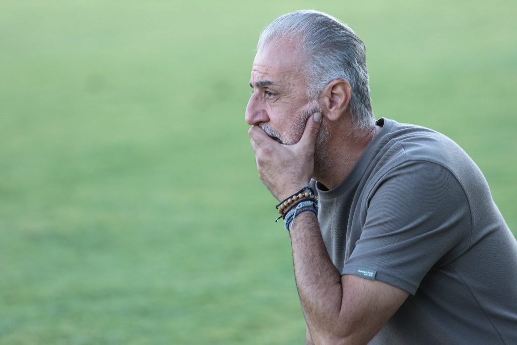 Ο Ταουσιάνης κάλεσε στην Εθνική Ελπίδων τους Φίλη και Τσαντίλα