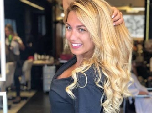 «Αντίο Αύγουστε»: Η Κωνσταντίνα Σπυροπούλου αποχαιρετά το καλοκαίρι από τη Ρόδο