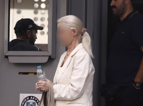 Υπόθεση Μαζωνάκη: Φίλη της γιατρού μιλά για τη σχέση τους και την αλλαγή της – «Η απληστία της είχε ξεπεράσει κάθε όριο»
