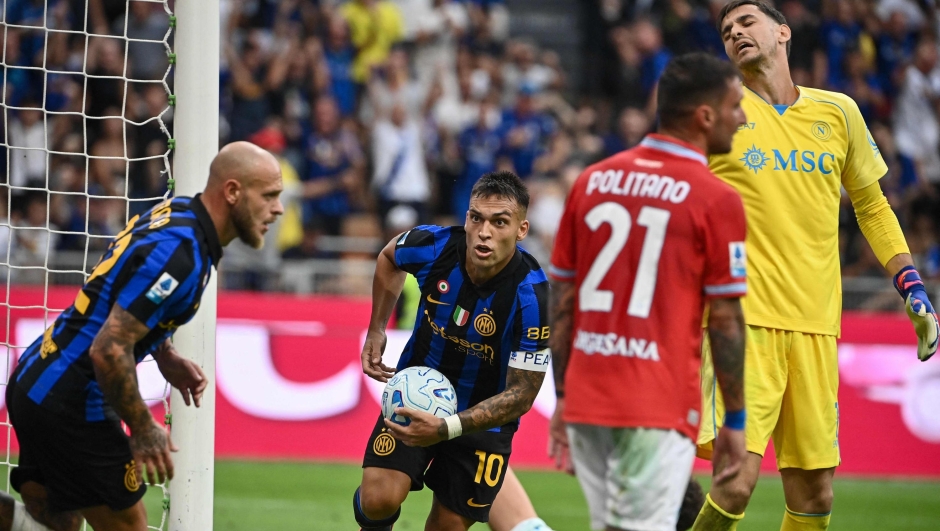 Ίντερ – Νάπολι 3-2: Ο Λαουτάρο με ντοπιέτα σφράγισε τη νίκη για τους «νερατζούρι»