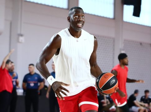 Με Ντάνστον η 12άδα του Ολυμπιακού για τον αγώνα με τη Ζάλγκιρις