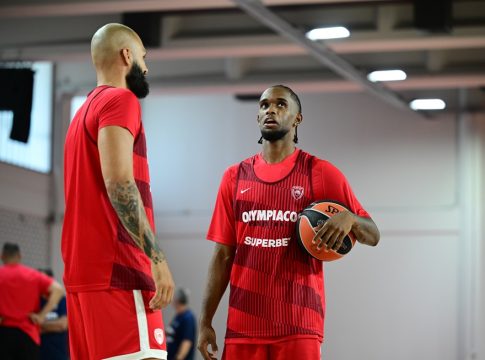 Το βίντεο της ΚΑΕ Ολυμπιακός από την πρώτη προπόνηση και η συνάντηση των παικτών