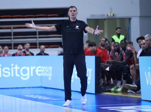 Τι είπε ο Μπαρτζώκας για το αν θα κάνει κι άλλη μεταγραφή ο Ολυμπιακός