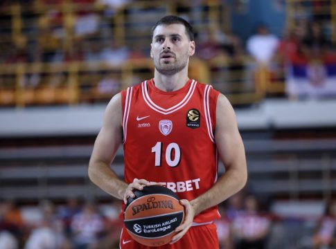 Τζορτ Πάπας για την επιστροφή του στον Ολυμπιακό: «Στο σπίτι μου» (pic)