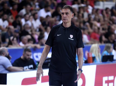 Μπαρτζώκας: «Σταμάτησα να βλέπω τον αγώνα μόλις τραυματίστηκε ο Ελ Κααμπί»