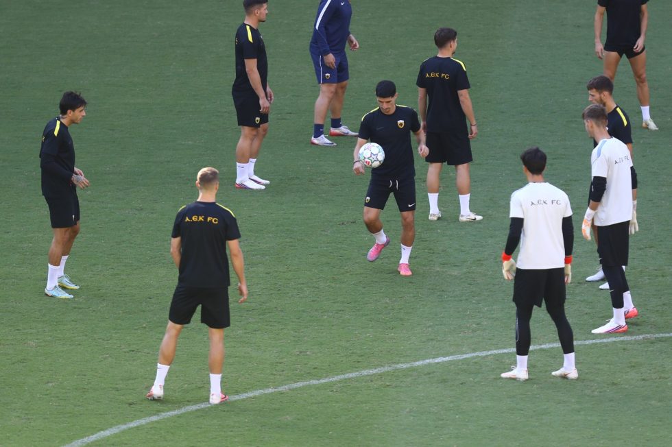 ΑΕΚ: Ο Στρακόσα και τα πλάνα του Νίκολιτς για τη ΛΑΣΚ (pics)