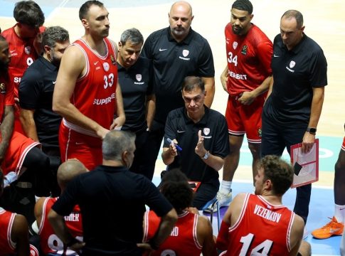 Η αποχώρηση Λαρεντζάκη φέρνει προσθήκη στον Ολυμπιακού – Ενισχύονται κι άλλο οι «ερυθρόλευκοι»