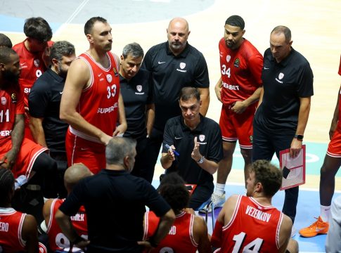 Μπαρτζώκας: «Πρέπει να κάνουμε ένα μικρό rebuild, να ανανεώσουμε το κίνητρο – Το καλύτερο συναίσθημα να κερδίζεις τρόπαια»