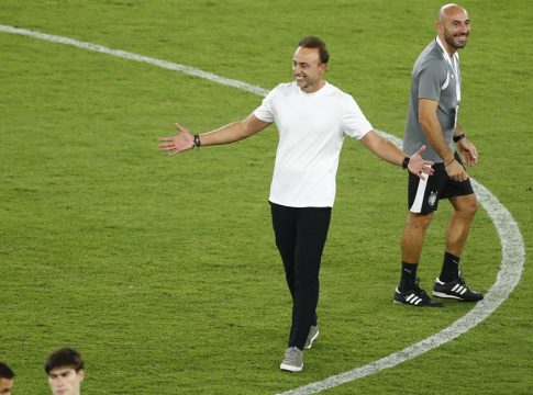 Κόντης: «Τεράστια νίκη, είμαι πολύ χαρούμενος που προπονώ αυτή την ομάδα»