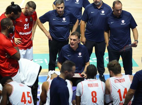 Μπαρτζώκας: «Θα ήθελα ακόμα 20 μέρες προετοιμασίας» – Τι είπε για τους τραυματίες