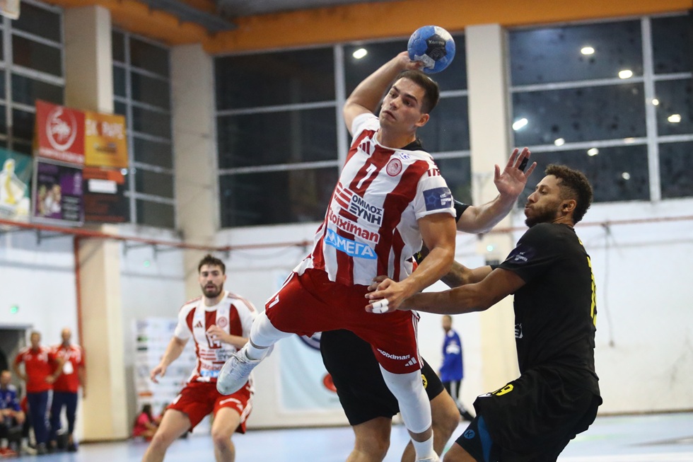 Ολυμπιακός – ΑΕΚ 35-24: Δικό του και το Super Cup