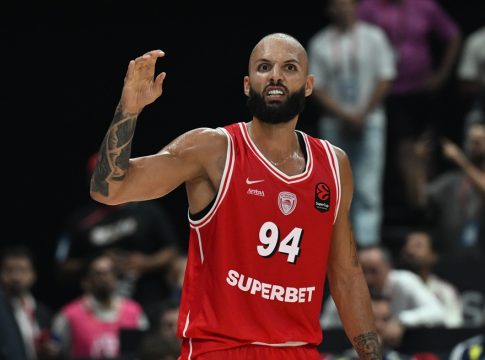 Φουρνιέ: «Δεν σκεφτόμαστε το back-to-back, δεν έχουμε εγωιστές στην ομάδα»