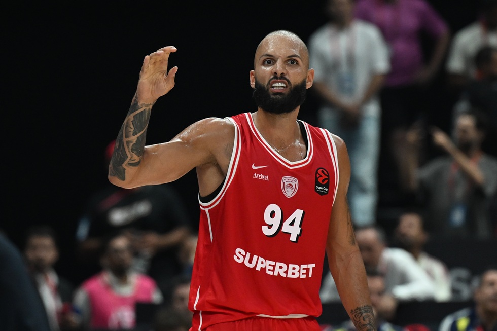 Φουρνιέ: «Δεν σκεφτόμαστε το back-to-back, δεν έχουμε εγωιστές στην ομάδα»
