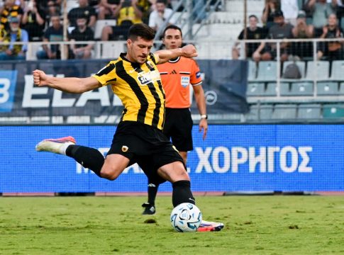 Πέναλτι του Γιόβιτς για το 1-0 της ΑΕΚ στο Πανθεσσαλικό (vid)