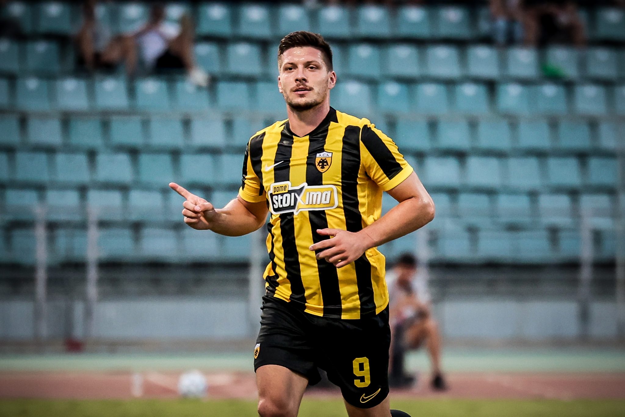 Κορυφαίος παίκτης του Σεπτεμβρίου στη Stoiximan Super League ο Γιόβιτς (pic)