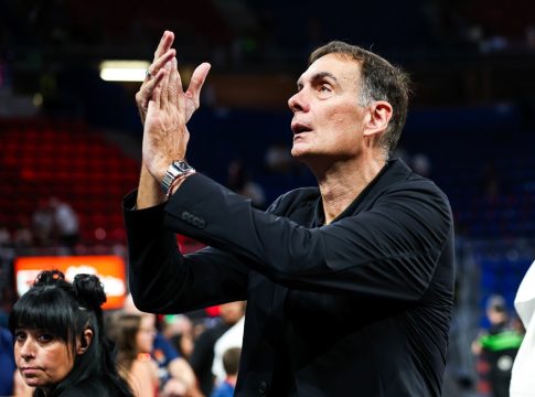 Μπαρτζώκας: «Το πρόγραμμα είναι πραγματικά πολύ ζόρικο και απλά πρέπει να είμαστε χαρούμενοι κερδίζοντας παιχνίδια»