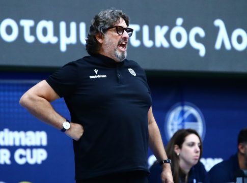 Οι «ατάκες» του Τρινκιέρι στα αποδυτήρια του ΠΑΟΚ μετά τη μεγάλη νίκη επί του Παναθηναϊκού