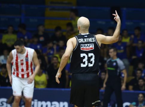 Κονσέρτο για πολυβόλα ο ΠΑΟΚ: Έβαλε 7 τρίποντα στην τρίτη περίοδο (vids)