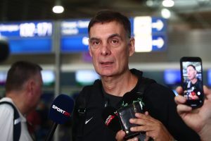 Αποκάλυψη Μπαρτζώκα για Μιλουτίνοφ εν όψει «διαβολοβδομάδας»