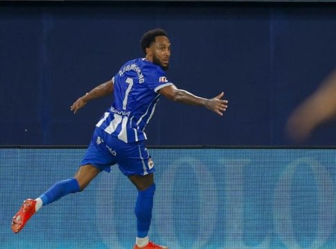 Βιγιαρεάλ – Ντεπορτίβο Λα Κορούνια 2-3: Πέρασε από το «Θεράμικα» η «Ντέπορ»