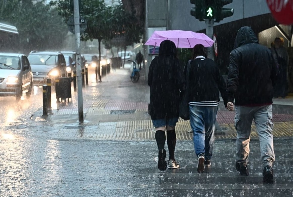 Καιρός: Έρχεται δύσκολο 48ωρο με ισχυρές καταιγίδες – Ποιες περιοχές είναι στο «κόκκινο»