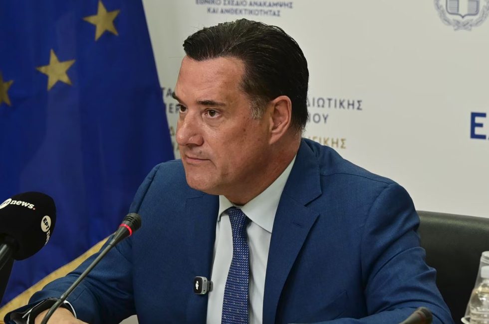 «Βροχή» παραβάσεων από το MedWatch – Κινήσεις εντυπωσιασμού από Γεωργιάδη, στέλνει στην Επιτροπή Διαφάνειας Πατούλη και Καρυστιανού