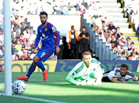 Φούλαμ – Γιουνάιτεντ 1-1: Νέα γκέλα για τη Μάντσεστερ, τρίτο σερί ματς χωρίς νίκη