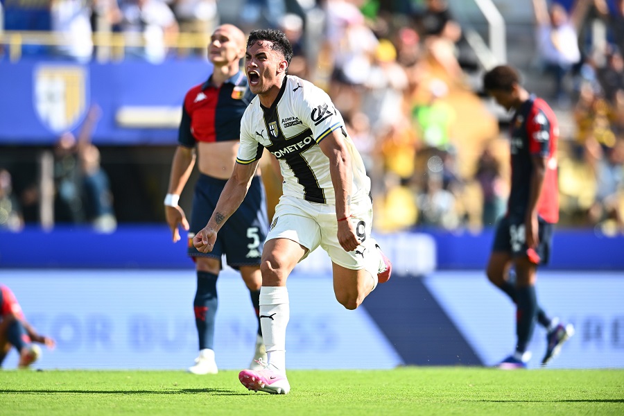 Serie A: Πρώτη ήττα για την Κόμο του Δουβίκα, 1-0 από τη Φροζινόνε – «Σεφτέ» η Πάρμα με Τζένοα (2-1)