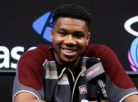 ESPN: Στους δέκα καλύτερους παίκτες της σεζόν ο Αντετοκούνμπο