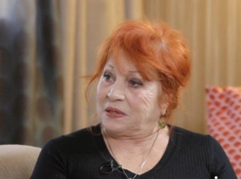 Δύσκολες ώρες για τη Χρυσούλα Διαβάτη – Σε κατατονία η αγαπημένη ηθοποιός