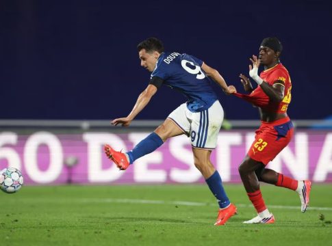 Άνοιξε λογαριασμό και στο Champions League ο Δουβίκας με την Κόμο (vid)