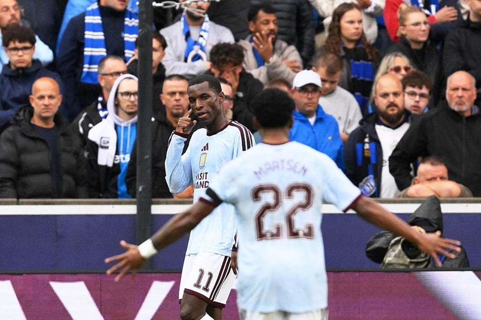 Κλαμπ Μπριζ – Άστον Βίλα 2-3: «Διπλό» στο Βέλγιο και ξεκίνημα με το… δεξί για τους «χωριάτες»