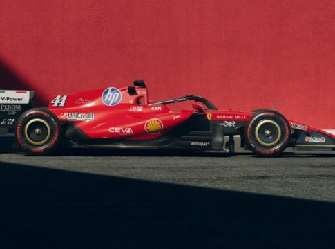Η Ferrari τιμάει τον Σουμάχερ στη Μόντσα με ιδιαίτερο χρώμα στα μονοθέσια (vid)