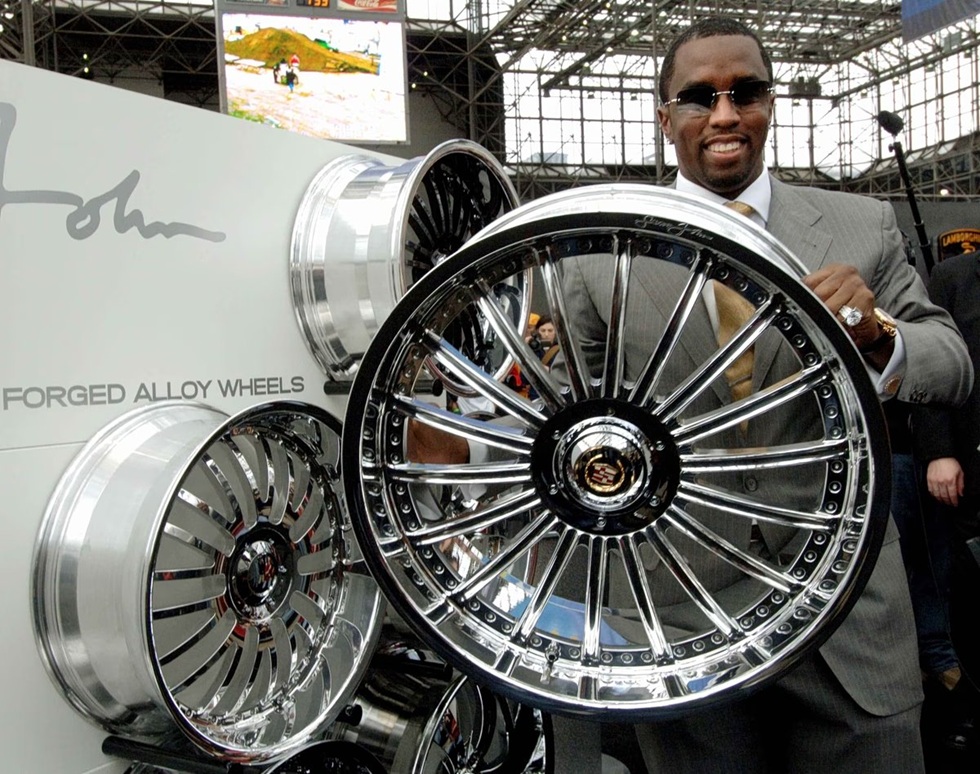 Κονιάκ, μασάζ και εμπανάδας για τον Diddy στη φυλακή
