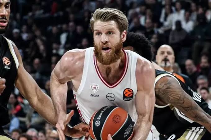 Έπιασε δουλειά ο Γουόκαπ στην Ντουμπάι BC: Τα βίντεο από την πρώτη προπόνηση