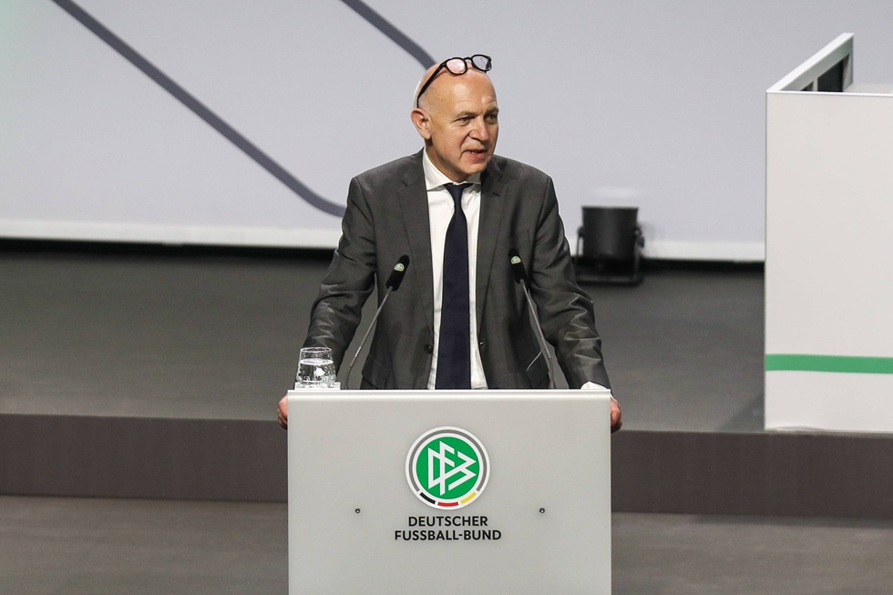 Δεν πείστηκε η Γερμανική Ομοσπονδία από την επιστολή του Ινφαντίνο: «Τέχνασμα για την επανεκλογή του»
