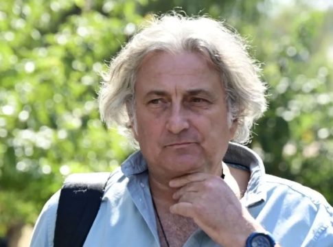 Νάσος Κομιανός: Αυτόν «δίνει» στην κατάθεσή του – «Μου είπε να συναντήσω τον Μαζωνάκη και επέμενε»