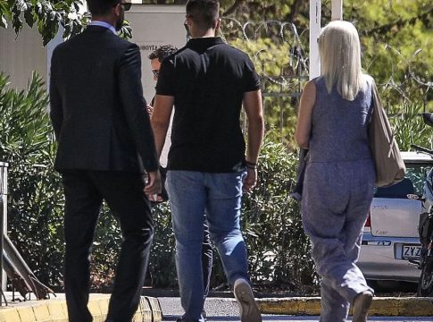 Υπόθεση Μαζωνάκη: «Ξεσκονίζουν» κλήσεις και μηνύματα