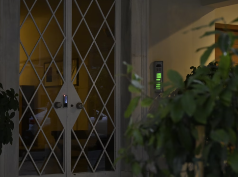 Έπαθε θρόμβωση στα δέκα πρώτα λεπτά της πλασμαφαίρεσης – Νέα στοιχεία για τη μοιραία θεραπεία του Γιώργου Μαζωνάκη