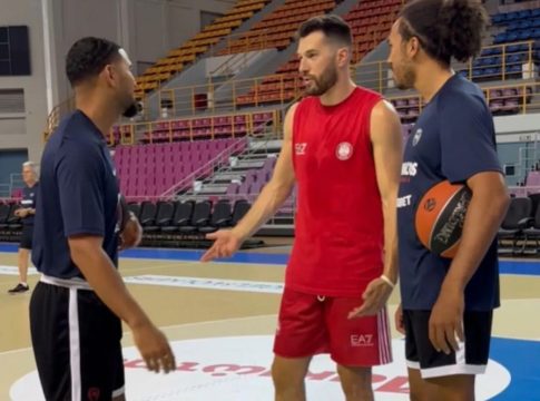 Η ανάρτηση της ΚΑΕ Ολυμπιακός για Ράιτ και Πίτερς: «Mία φορά κόκκινοι, για πάντα κόκκινοι» (vid)