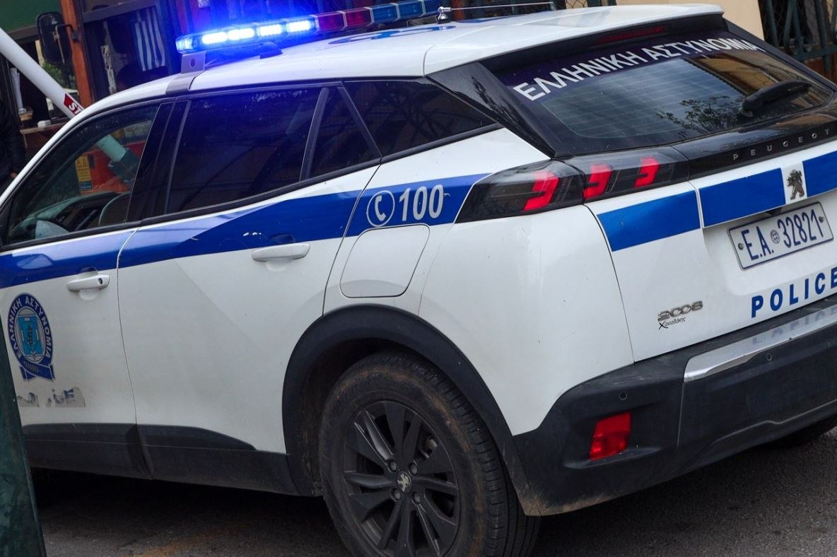 Ασπροβάλτα: Θρίλερ με νεκρό άντρα σε κάμπινγκ
