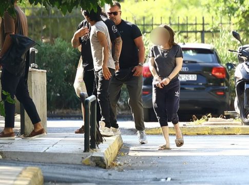 Απολογούνται οι γονείς του νεκρού βρέφους και ο 26χρονος στη Κυψέλη – Οι διαφορετικοί ισχυρισμοί
