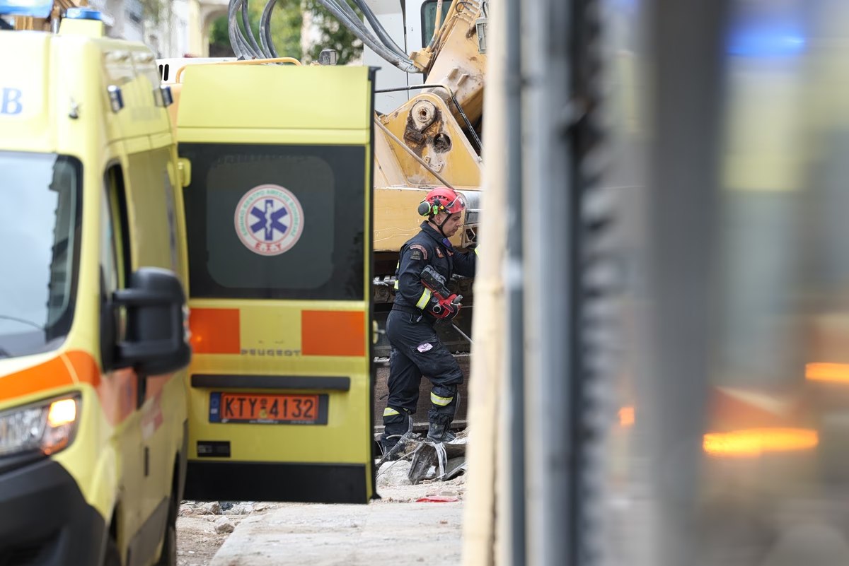 Πλάκα: Εντοπίστηκαν και οι δύο τελευταίες σοροί, συνολικά έξι οι νεκροί