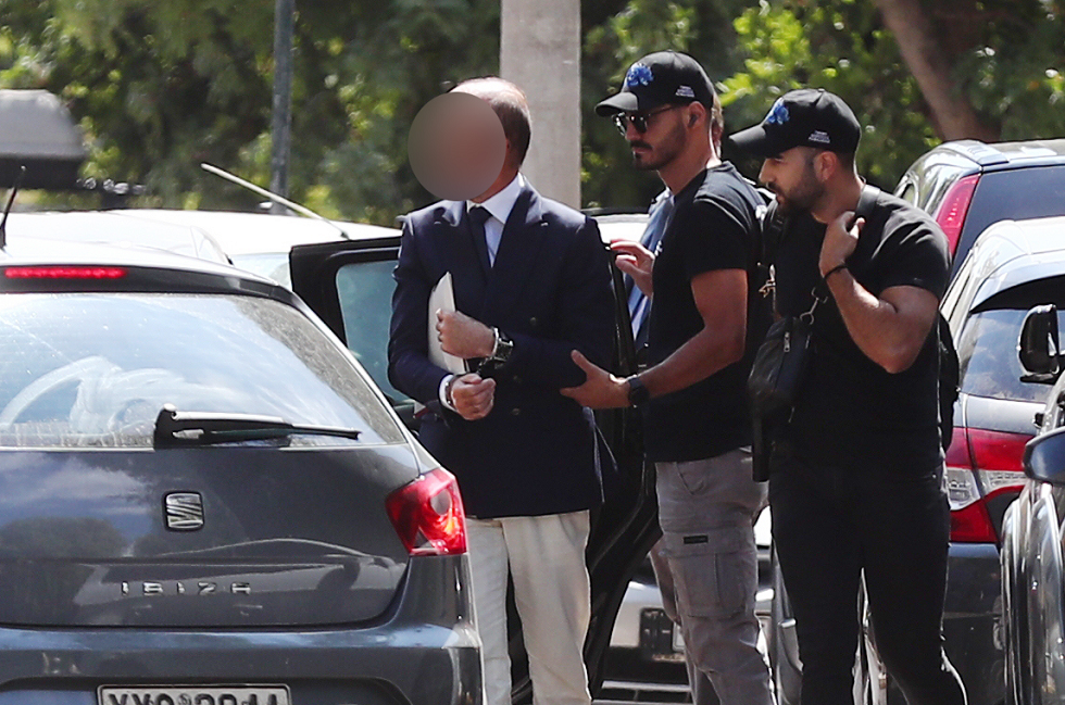 Για ανθρωποκτονία με ενδεχόμενο δόλο κατηγορούνται πλέον οι γιατροί για τον θάνατο του Γιώργου Μαζωνάκη